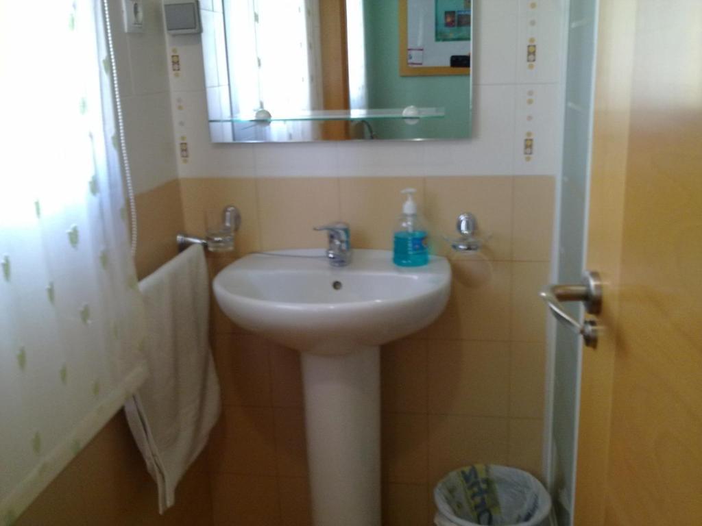 Estancias Del Ebro Zaragoza Room photo